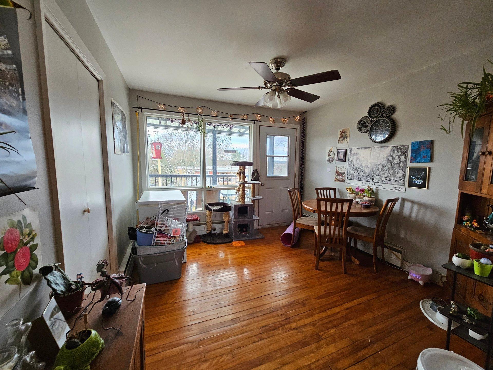 









3064


Rue College

,
Sherbrooke (Lennoxville),




QC
J1M1V6

