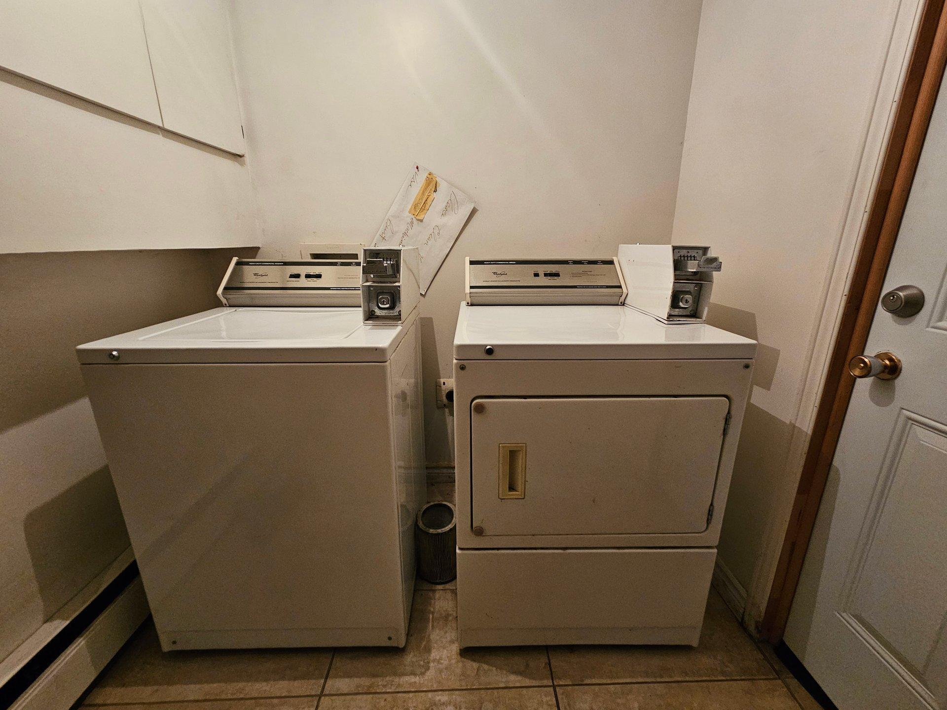









3064


Rue College

,
Sherbrooke (Lennoxville),




QC
J1M1V6

