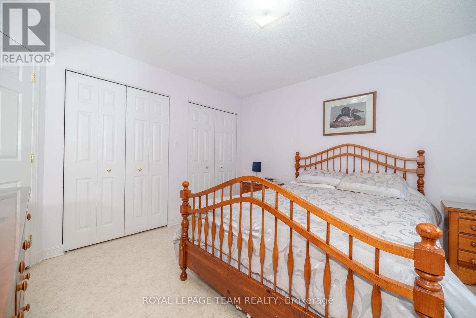 












807 KEDROSKY DRIVE

,
Renfrew,




Ontario
K7V4M5

