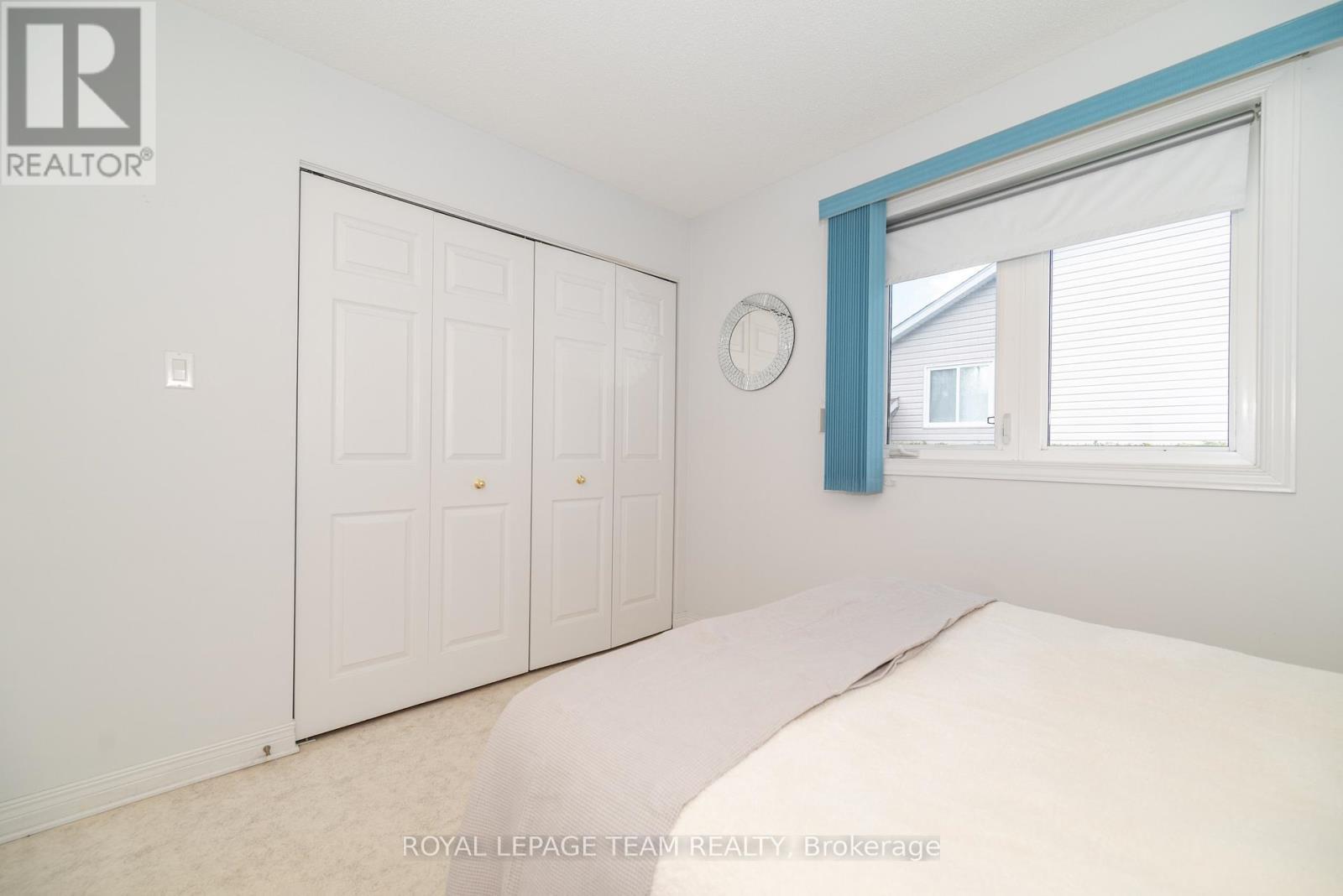 












807 KEDROSKY DRIVE

,
Renfrew,




Ontario
K7V4M5


