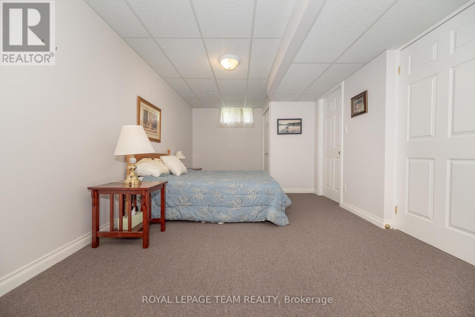 












807 KEDROSKY DRIVE

,
Renfrew,




Ontario
K7V4M5

