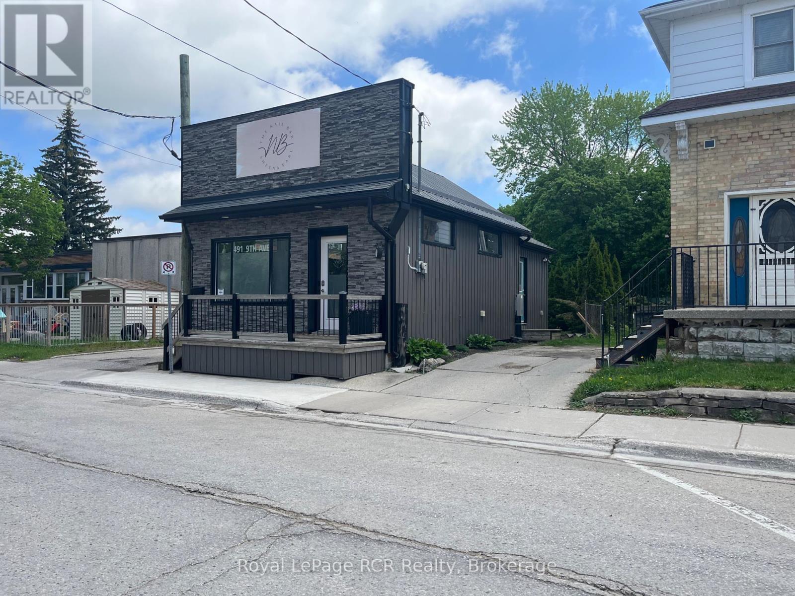 












491 9TH AVENUE N

,
Hanover,




Ontario
N4N2M4

