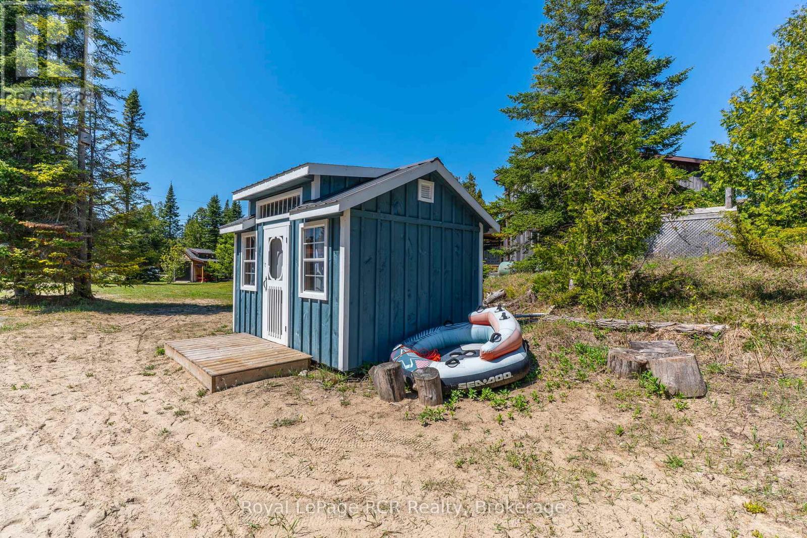 












31 SOG-JE-WA-SA DRIVE

,
South Bruce Peninsula,




Ontario
N0H2G0

