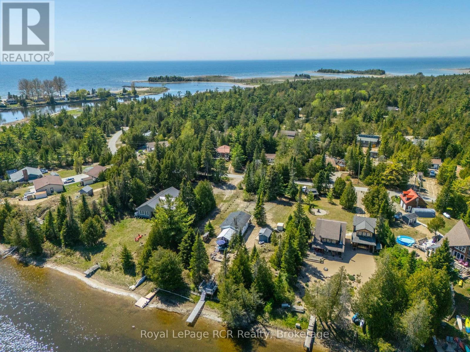 












31 SOG-JE-WA-SA DRIVE

,
South Bruce Peninsula,




Ontario
N0H2G0

