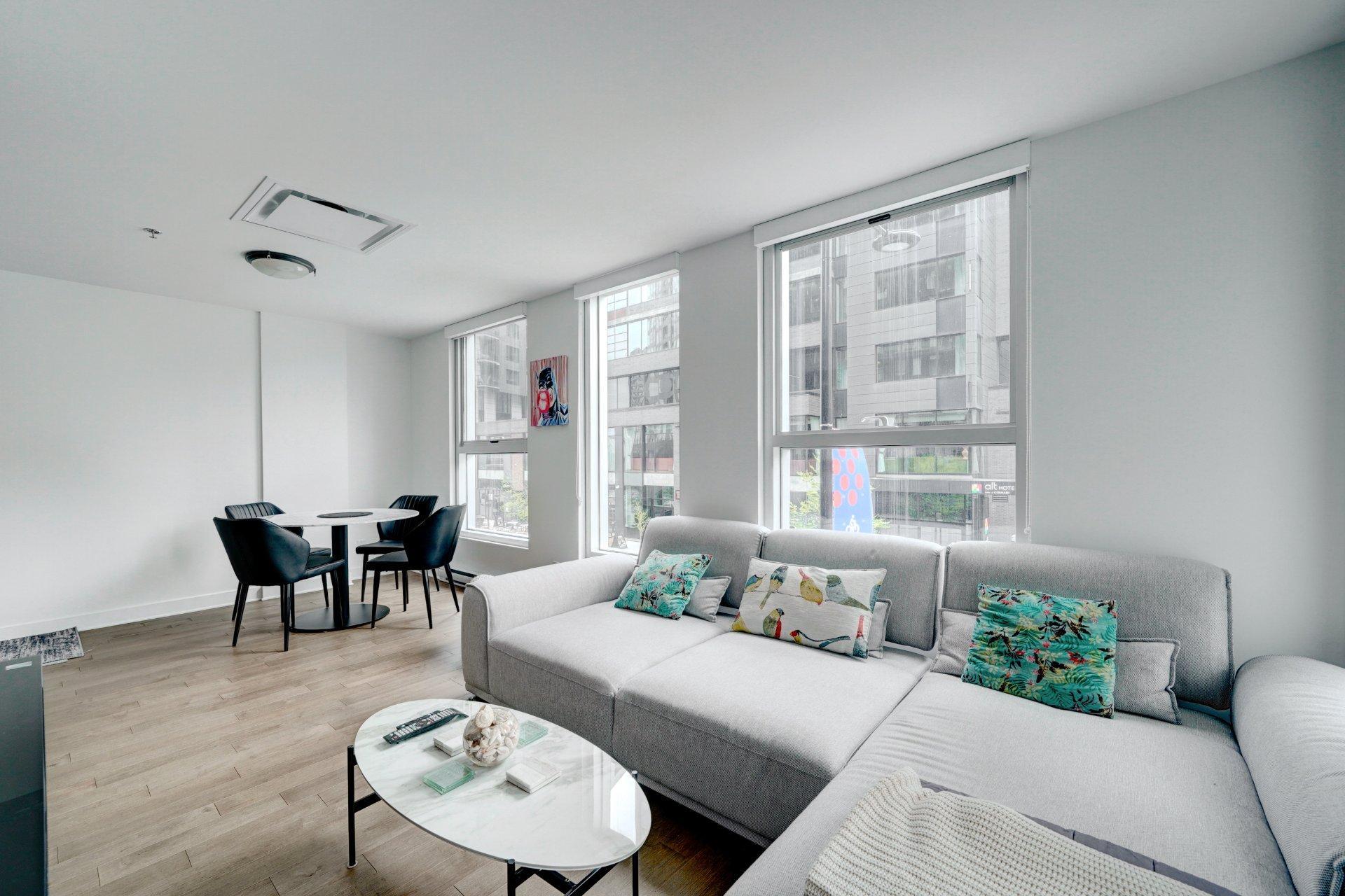 









101


Rue Peel

, 201,
Montréal (Le Sud-Ouest),




QC
H3C0Y1

