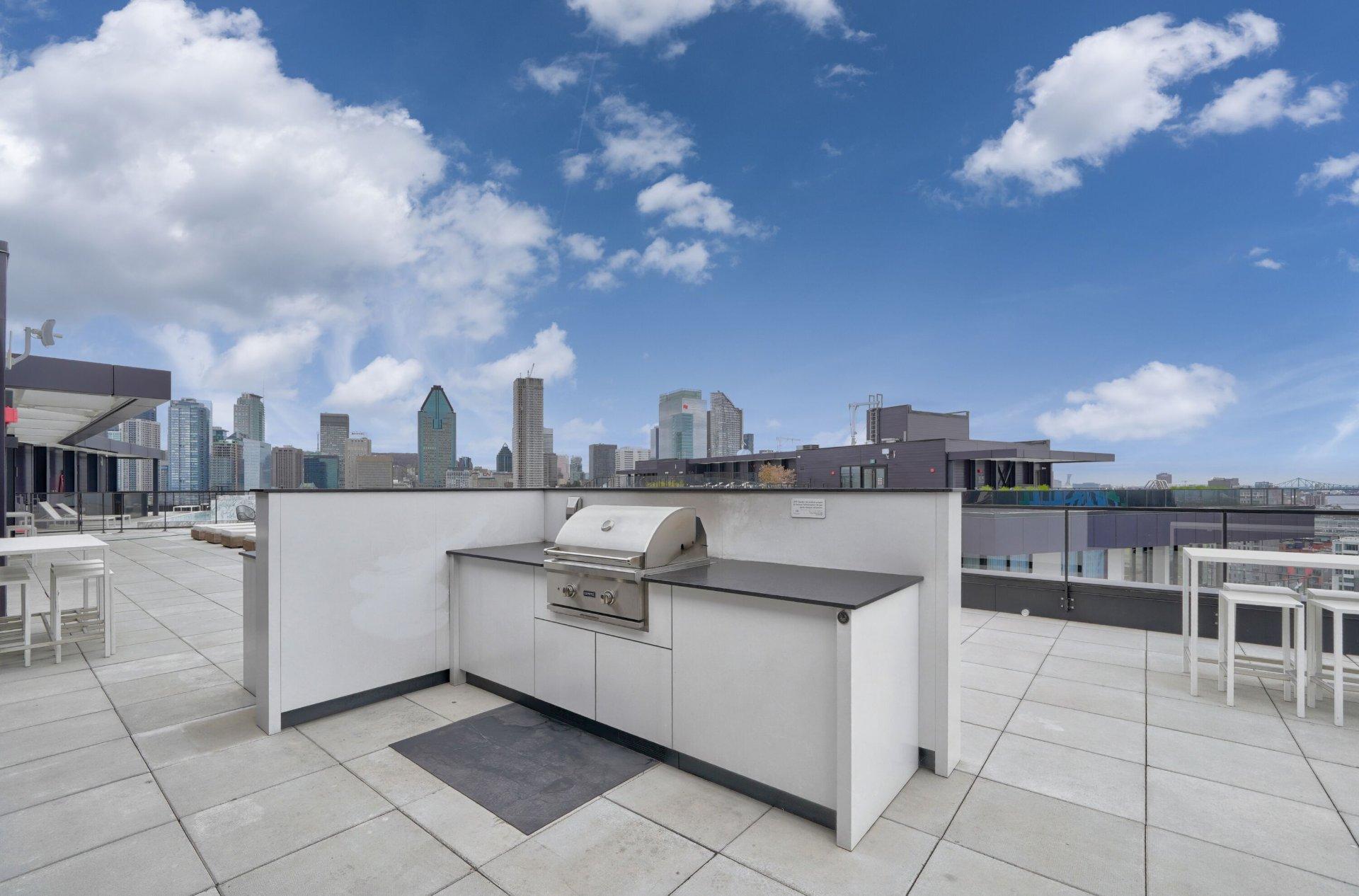 









101


Rue Peel

, 201,
Montréal (Le Sud-Ouest),




QC
H3C0Y1


