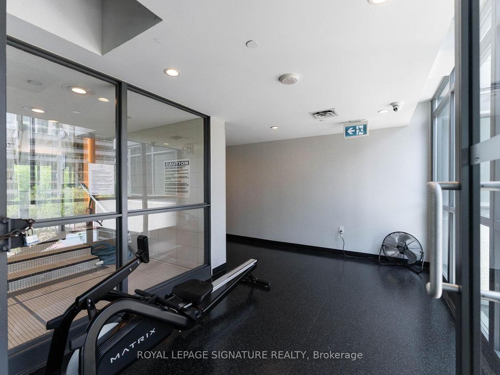 









215


Fort York

Boulevard, 3407,
Toronto,




ON
M5V 4A2


