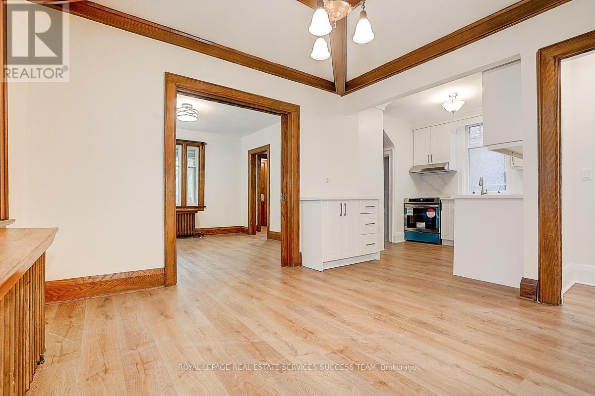 












MAIN - 20 CHESTER HILL ROAD

,
Toronto,




Ontario
M4K1X3

