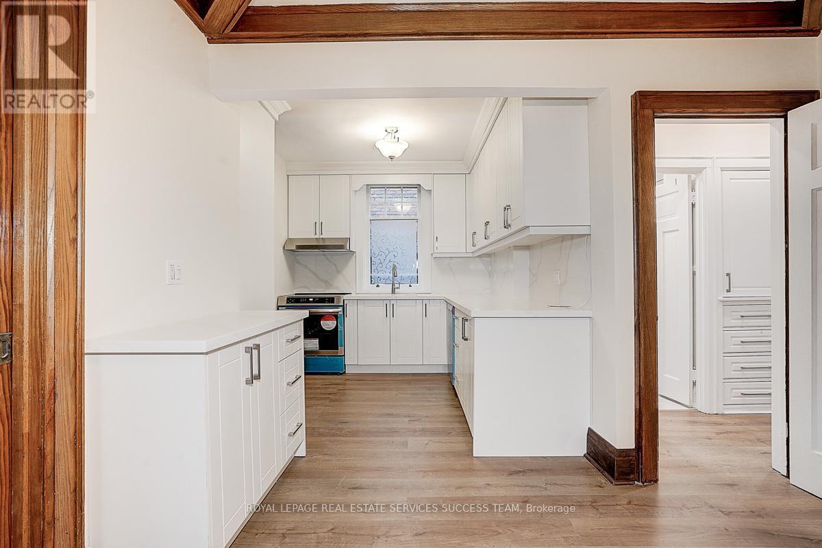 












MAIN - 20 CHESTER HILL ROAD

,
Toronto,




Ontario
M4K1X3

