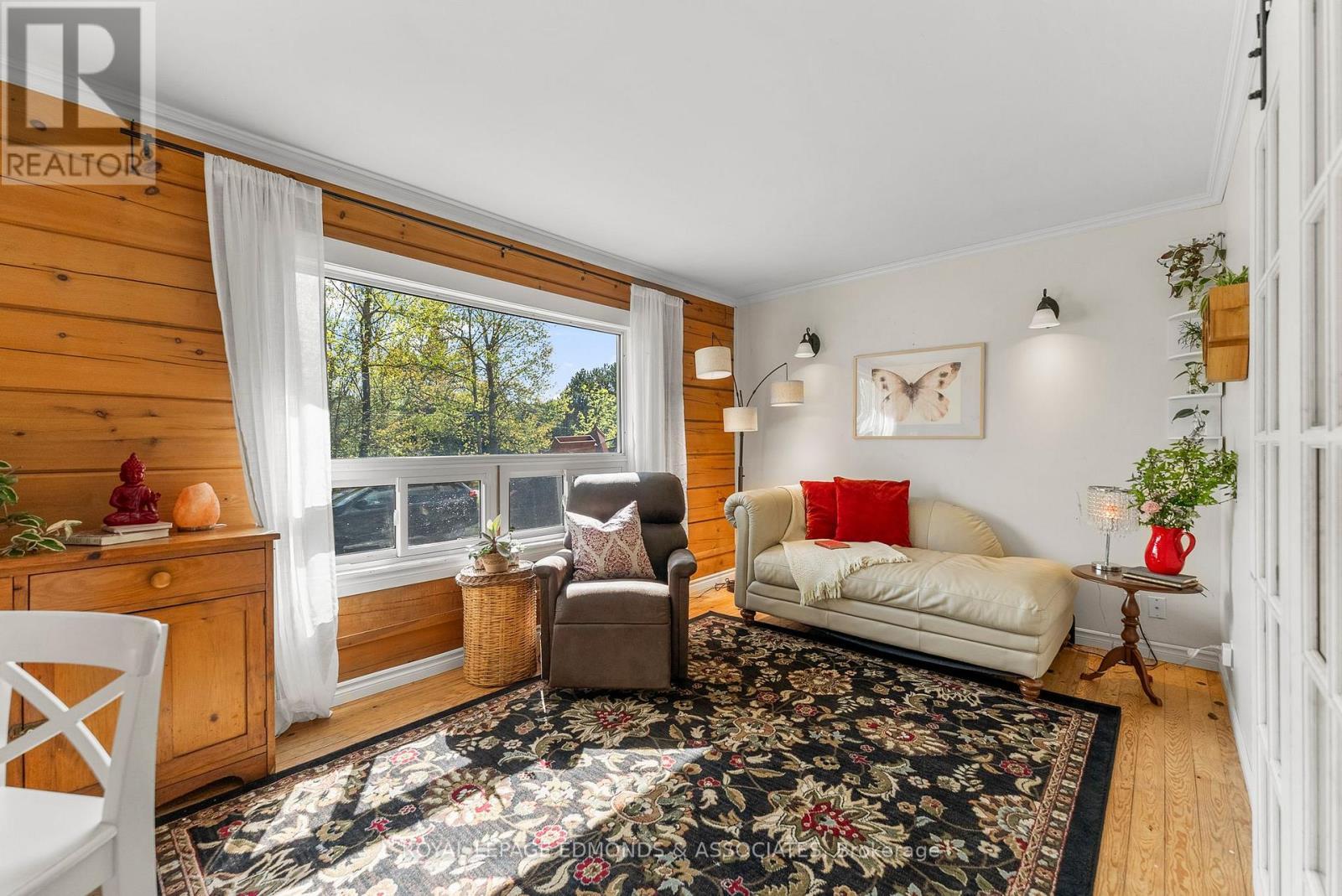 












864 TRAMORE ROAD

,
North Algona Wilberforce,




Ontario
K0J1X0


