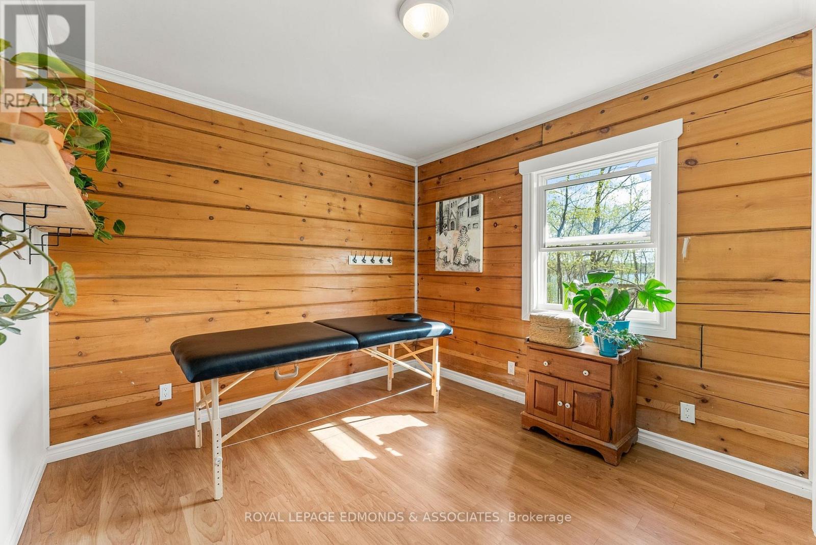 












864 TRAMORE ROAD

,
North Algona Wilberforce,




Ontario
K0J1X0

