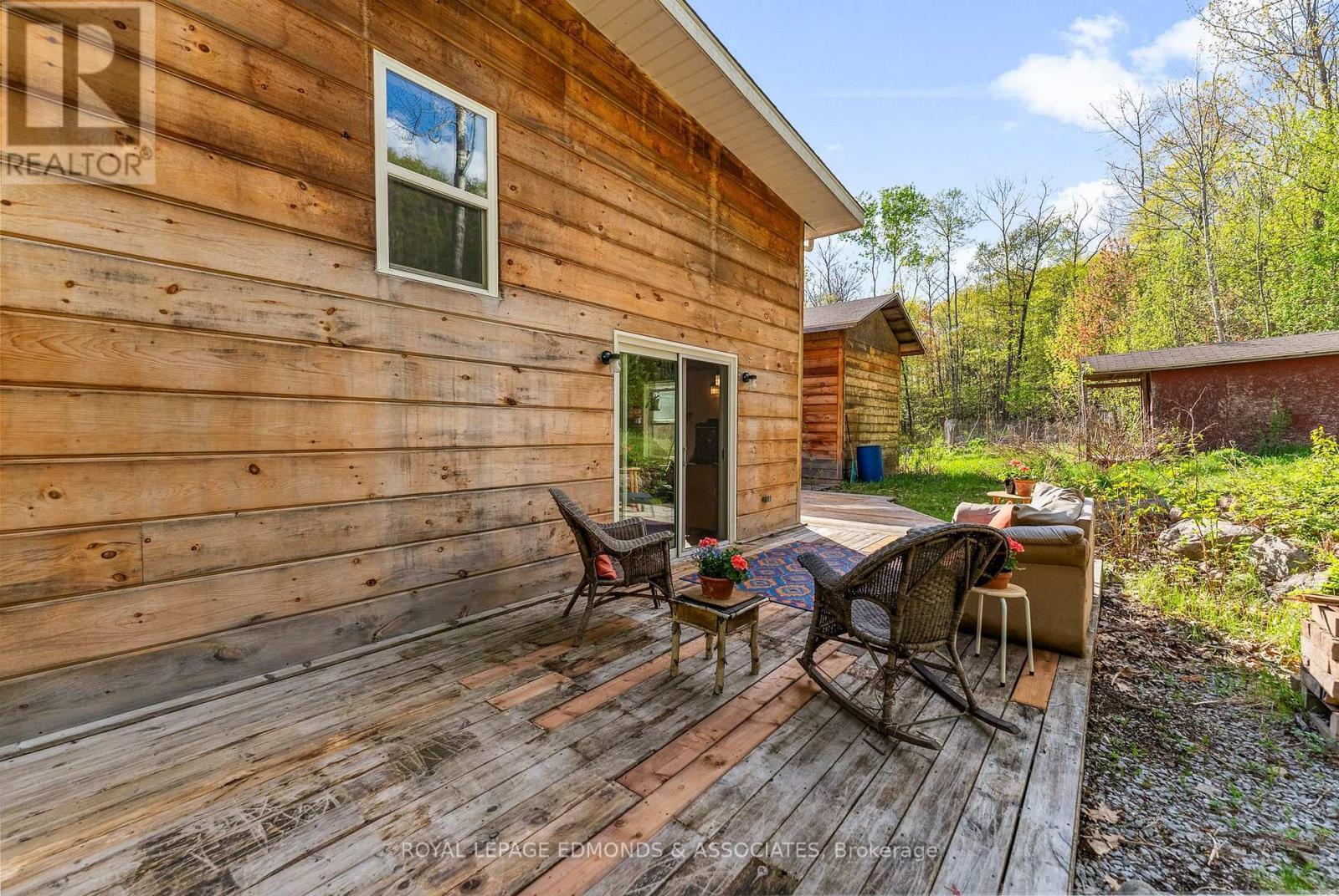 












864 TRAMORE ROAD

,
North Algona Wilberforce,




Ontario
K0J1X0

