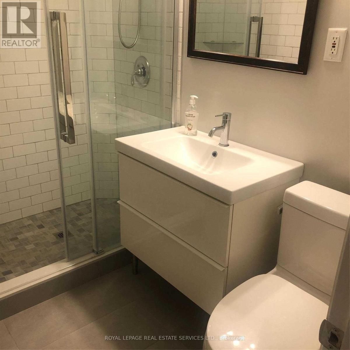 












250 BOON AVENUE

,
Toronto,




Ontario
M6E3Z8

