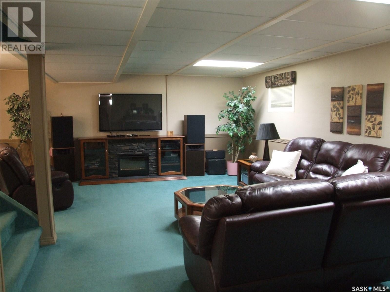 












108 Freeman STREET

,
Richmound,




Saskatchewan
S0N2E0

