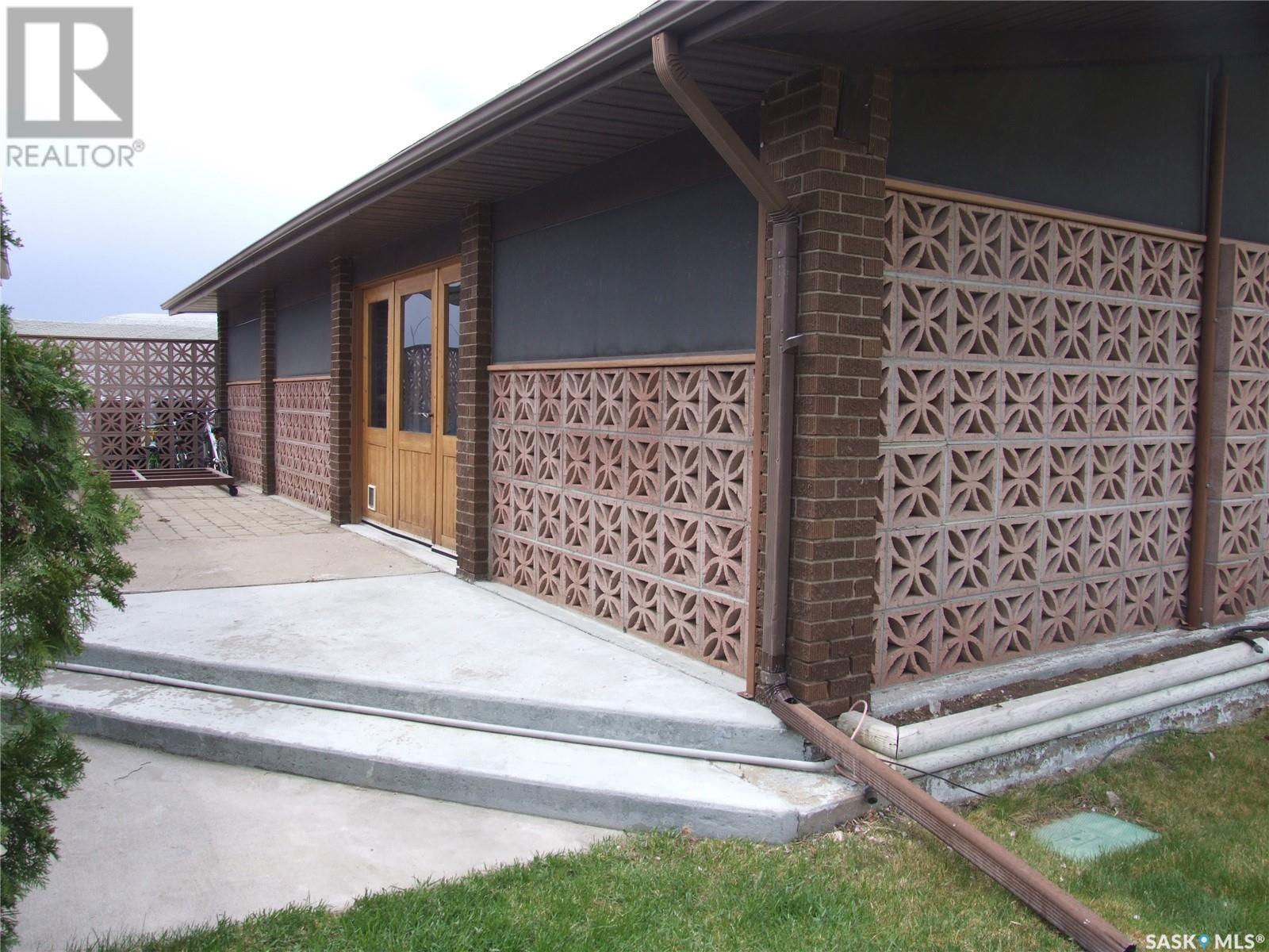 












108 Freeman STREET

,
Richmound,




Saskatchewan
S0N2E0

