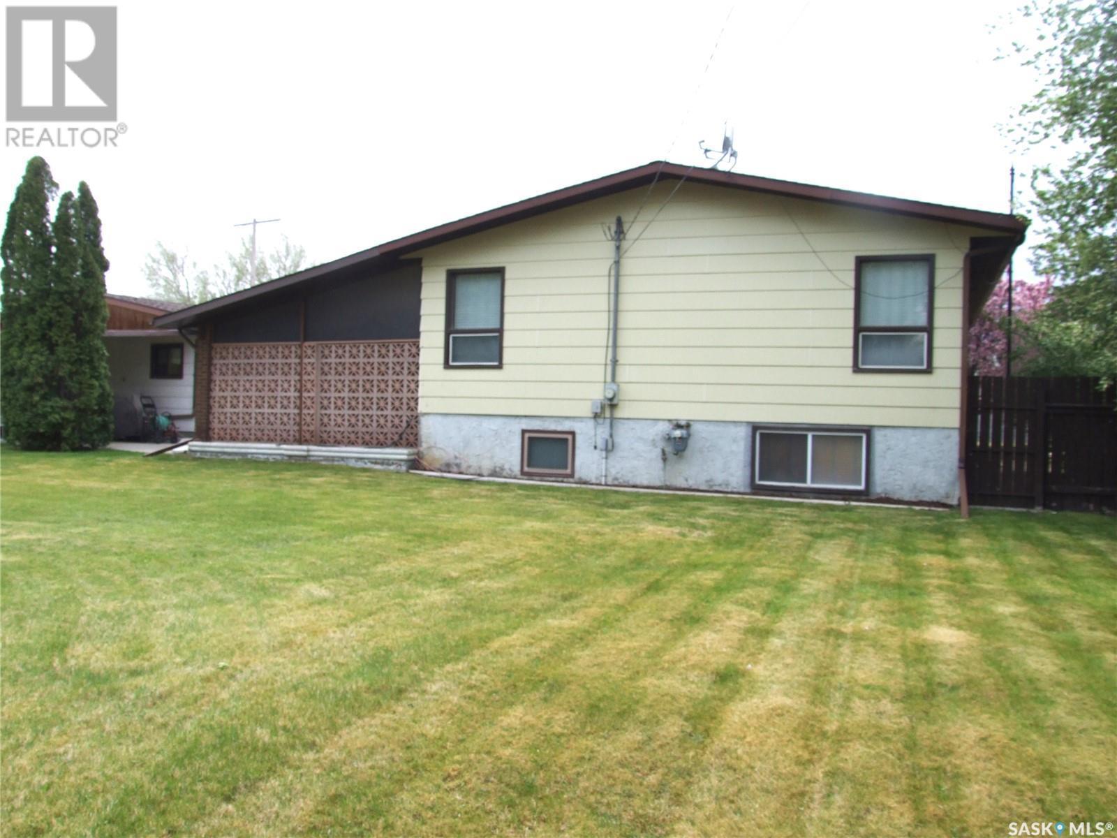 












108 Freeman STREET

,
Richmound,




Saskatchewan
S0N2E0

