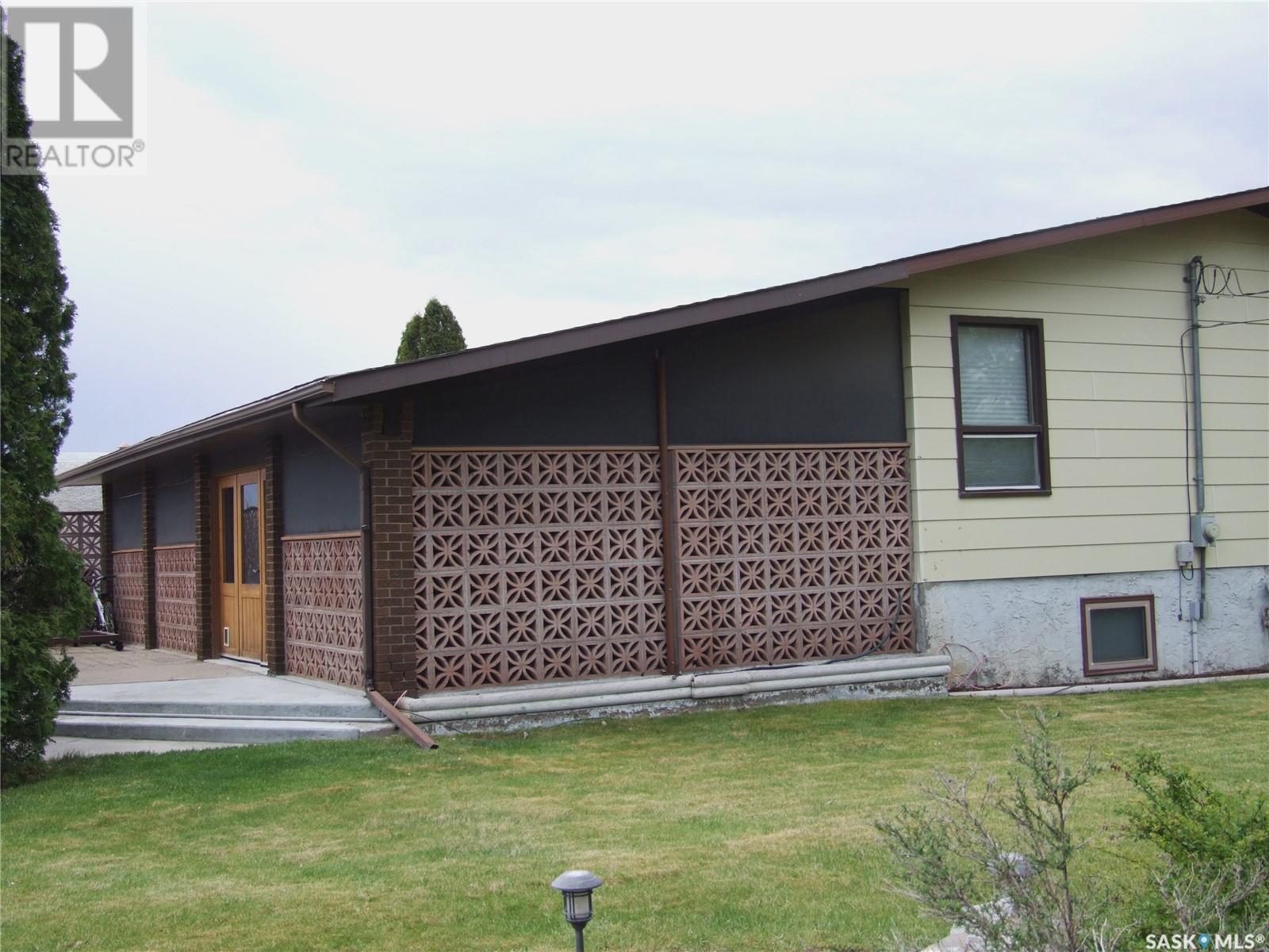 












108 Freeman STREET

,
Richmound,




Saskatchewan
S0N2E0

