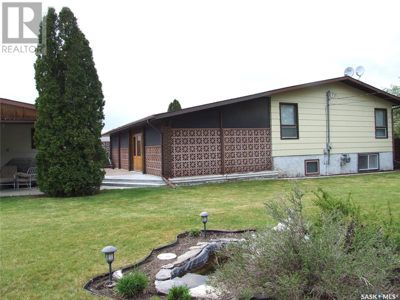 












108 Freeman STREET

,
Richmound,




Saskatchewan
S0N2E0

