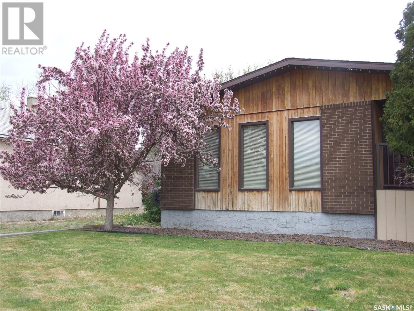 












108 Freeman STREET

,
Richmound,




Saskatchewan
S0N2E0

