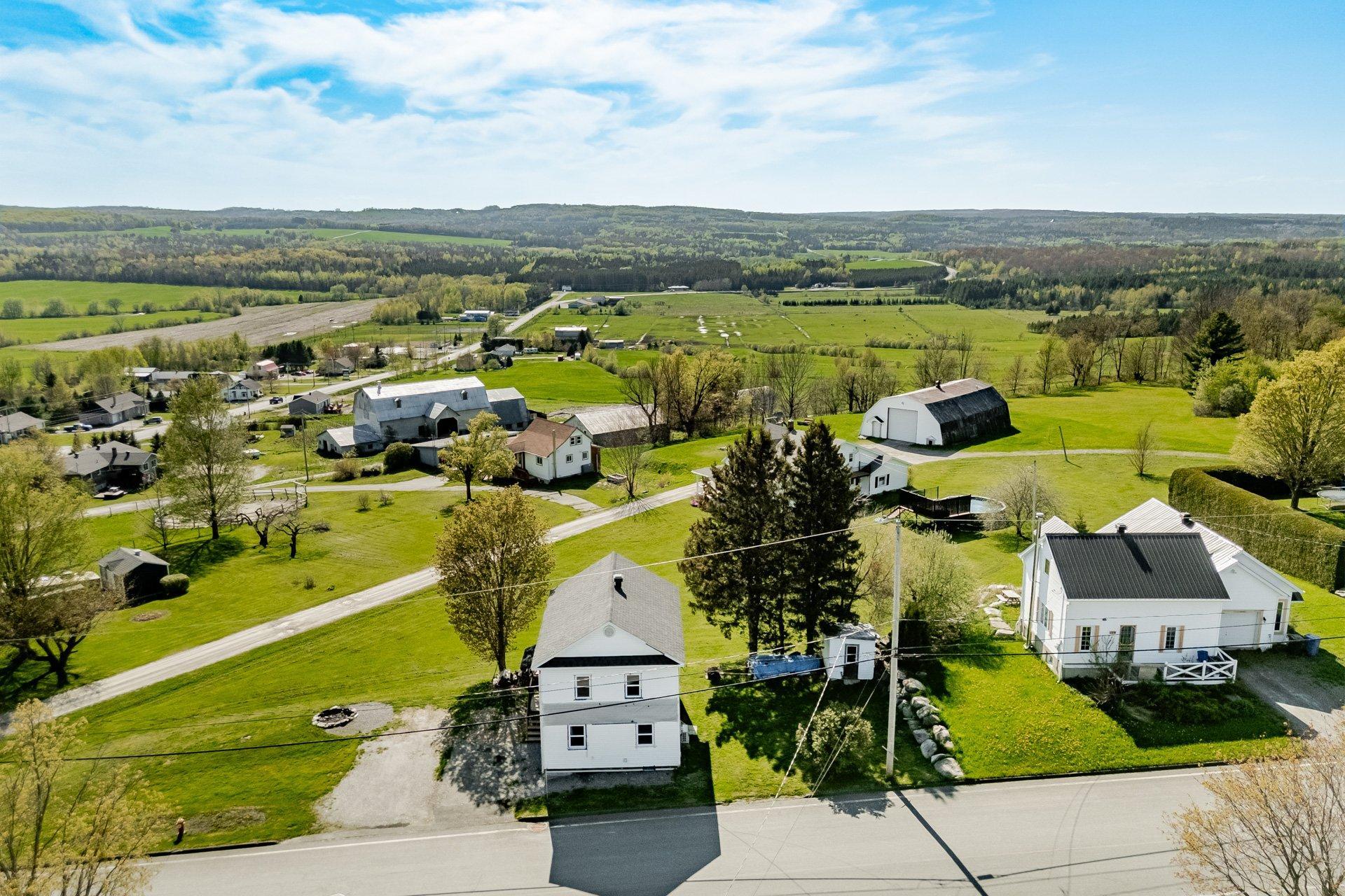 









115


Boul. Fortier

,
Saint-Isidore-de-Clifton,




QC
J0B2X0

