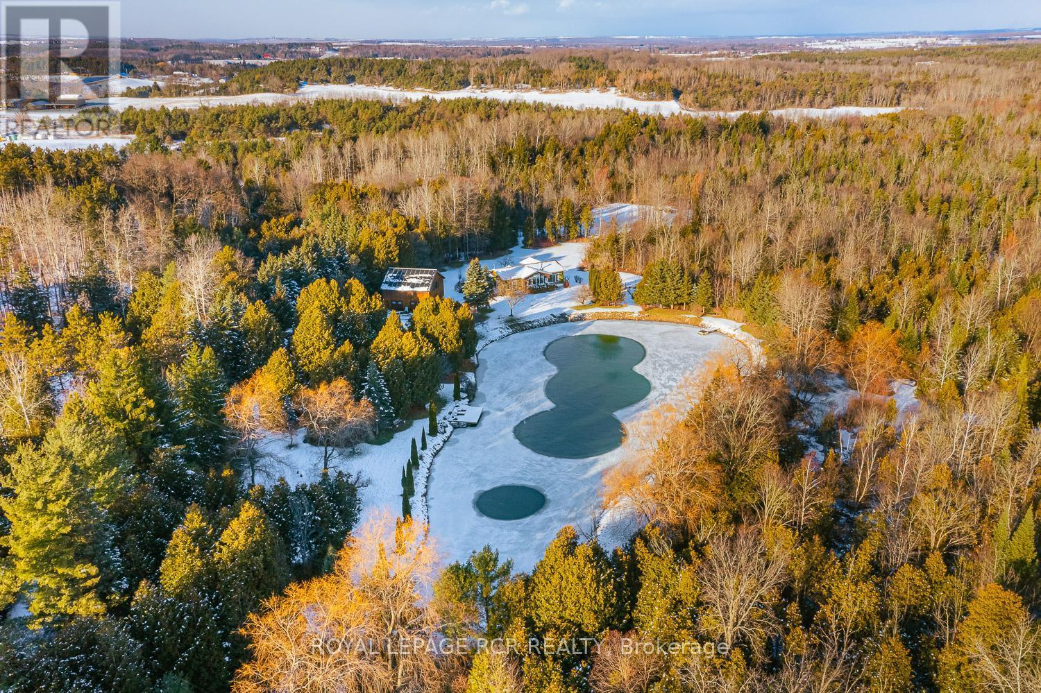 












7826 5TH SIDE ROAD

,
Adjala-Tosorontio,




Ontario
L0N1P0

