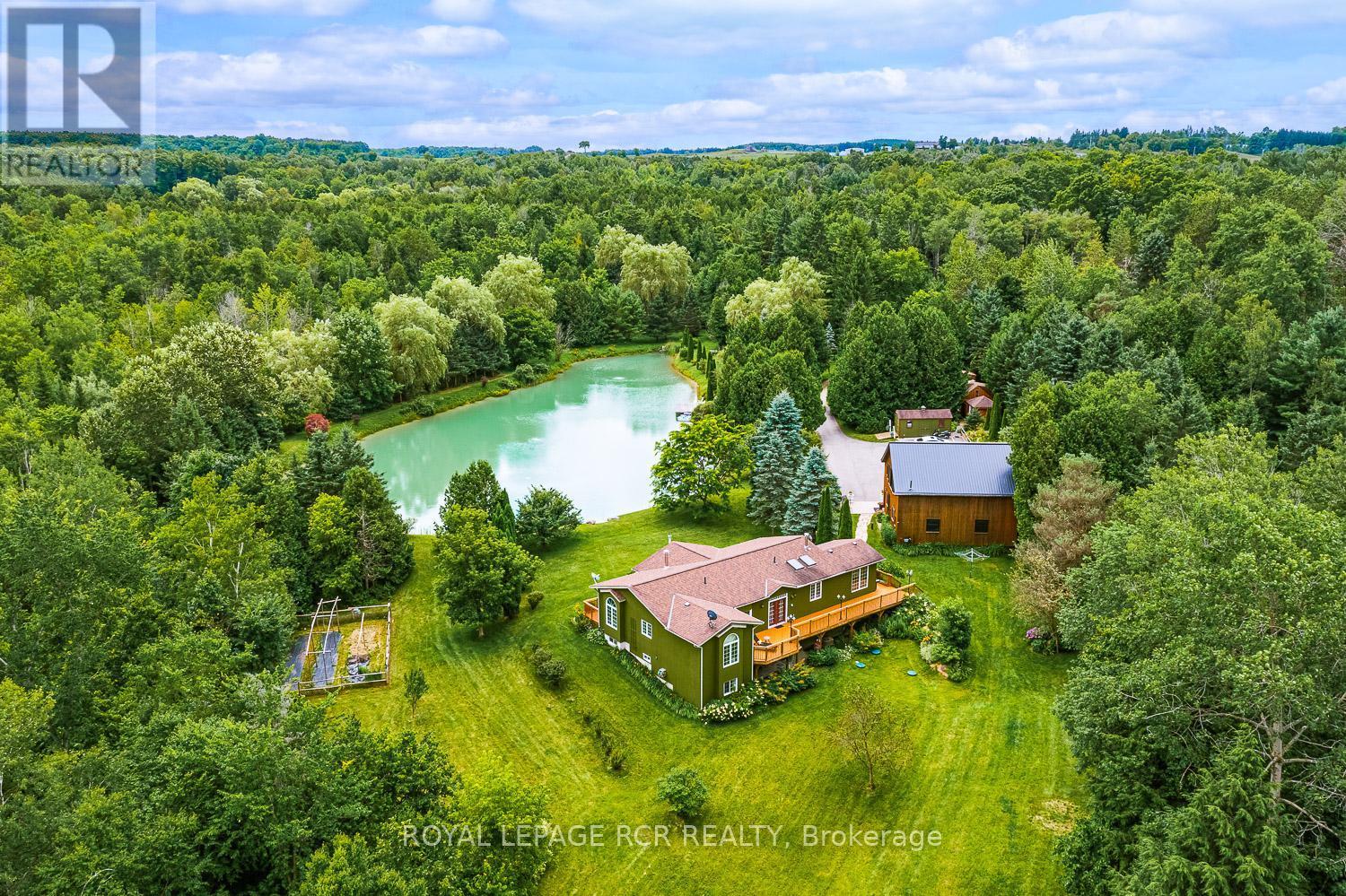 












7826 5TH SIDE ROAD

,
Adjala-Tosorontio,




Ontario
L0N1P0

