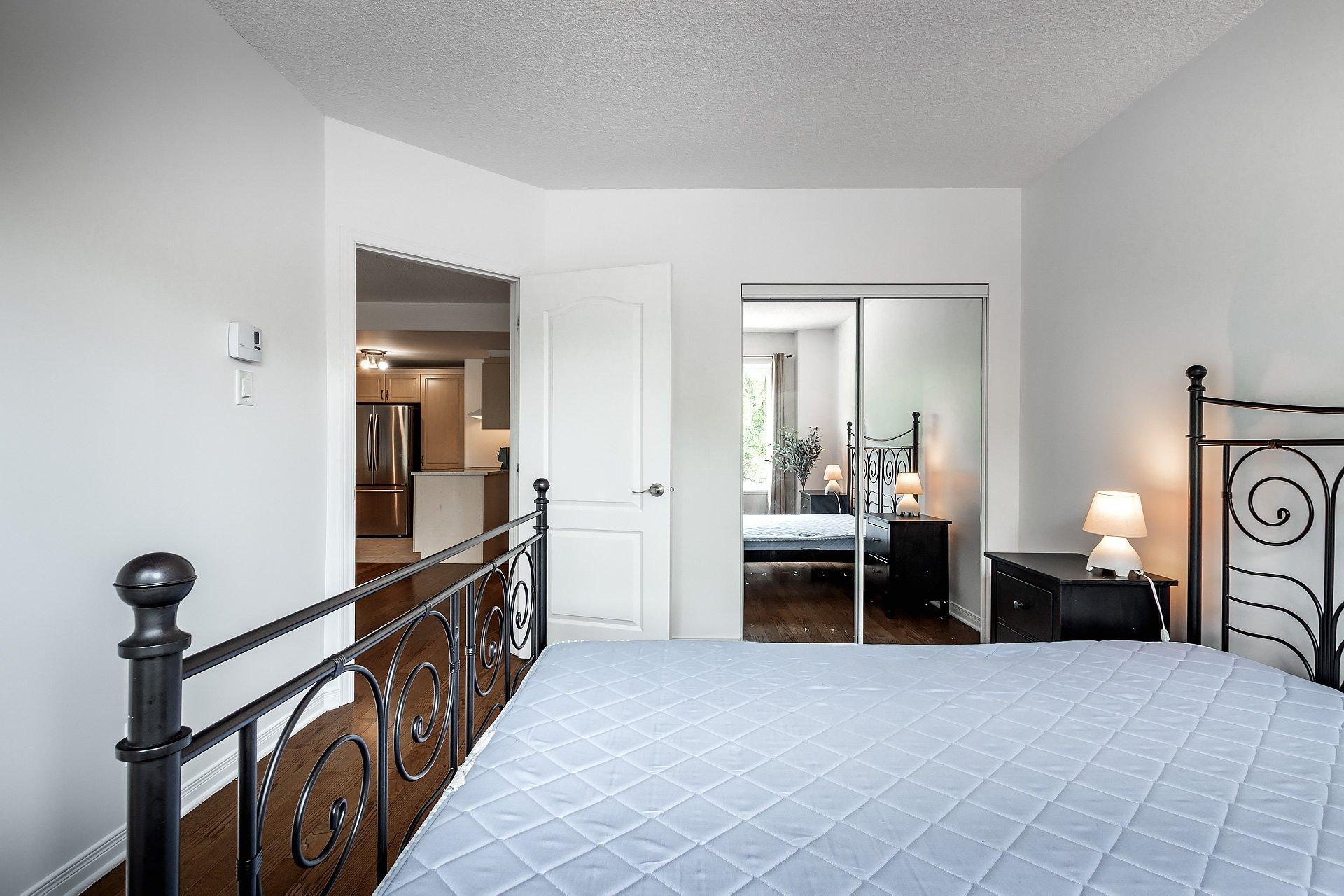 









650


Boul. Marcel-Laurin

, 206,
Montréal (Saint-Laurent),




QC
H4M0A1

