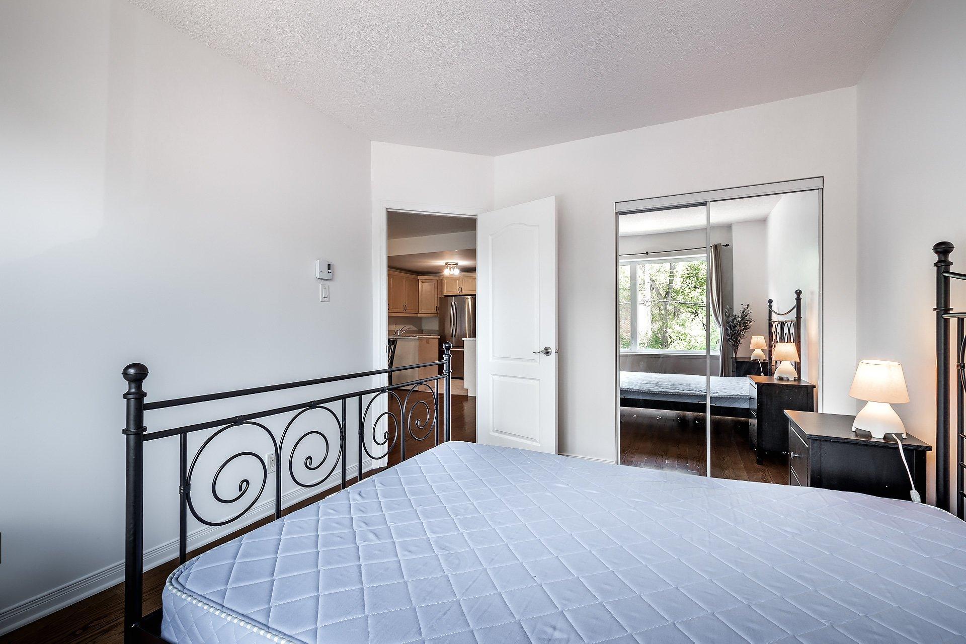 









650


Boul. Marcel-Laurin

, 206,
Montréal (Saint-Laurent),




QC
H4M0A1

