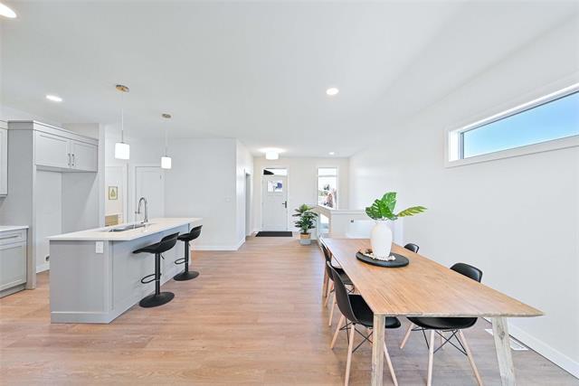 









142


Rosybloom

LANE,
Ile Des Chenes,




MB
R4A 0G5

