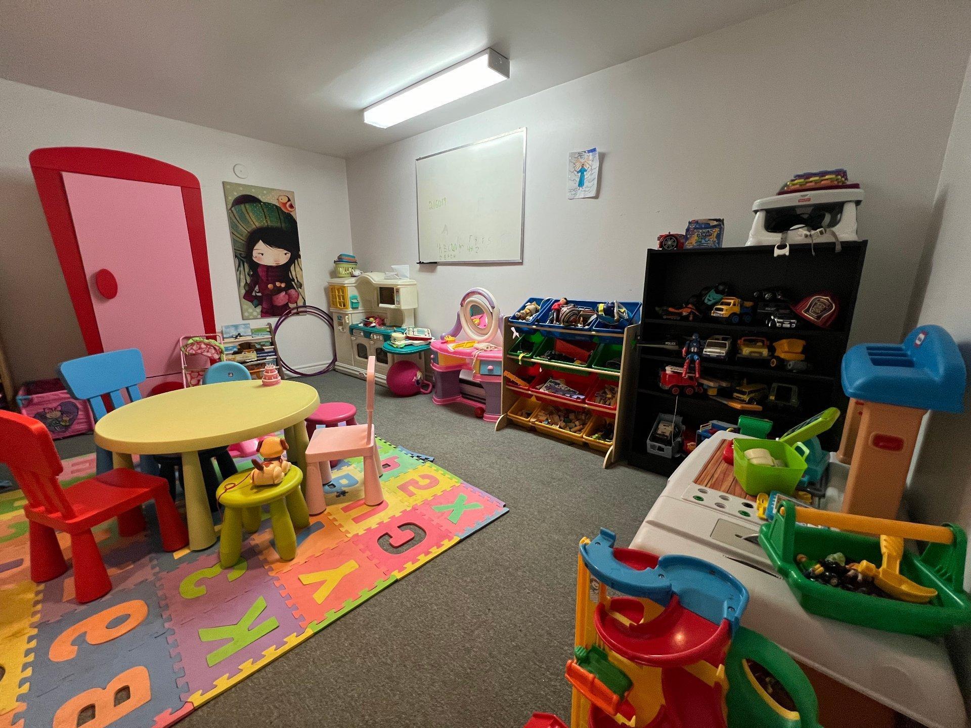 









283


Rue Labelle

, 10,
Saint-Jérôme,




QC
J7Z2B6

