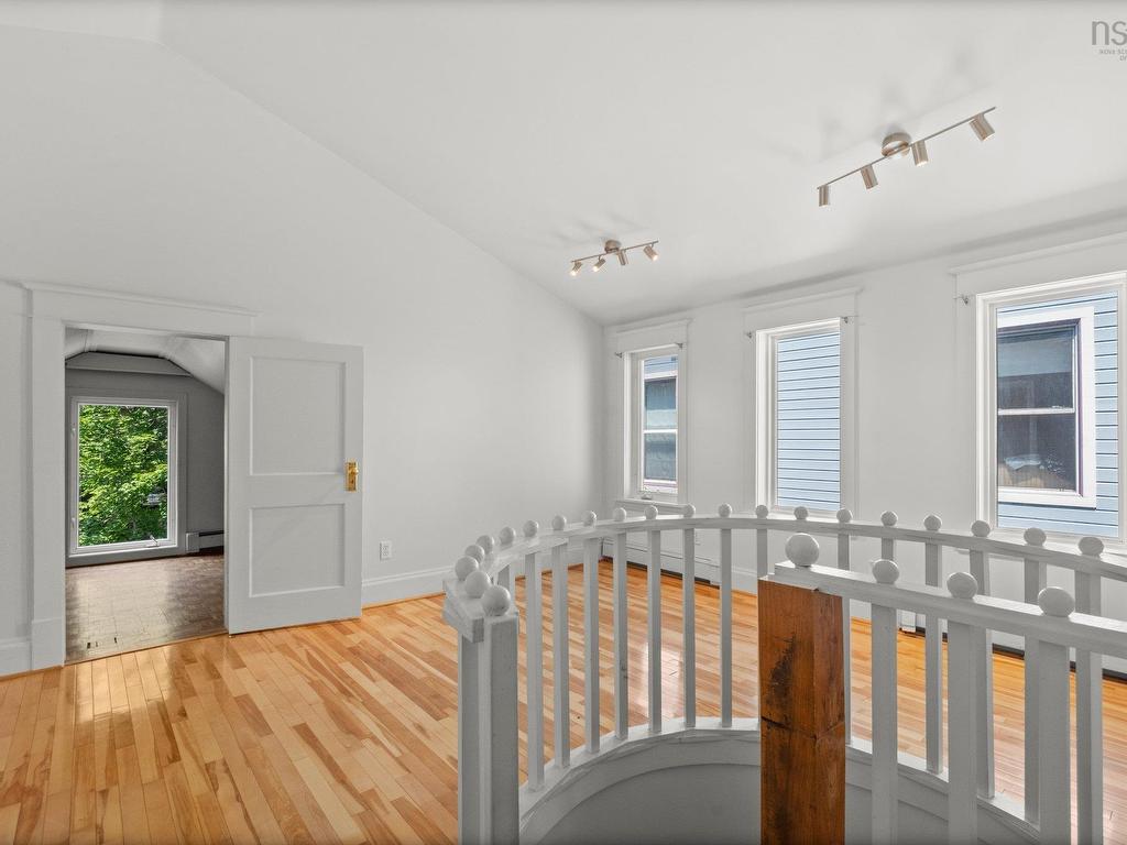 












6277 Lawrence Street

,
Halifax,




NS
B3L 1J8

