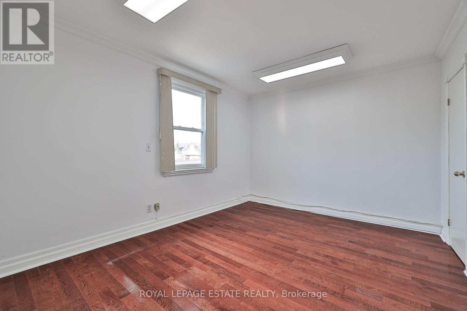 












1279 WESTON ROAD

,
Toronto,




Ontario
M6M4R2

