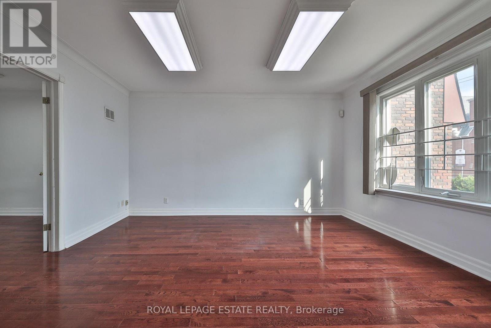 












1279 WESTON ROAD

,
Toronto,




Ontario
M6M4R2

