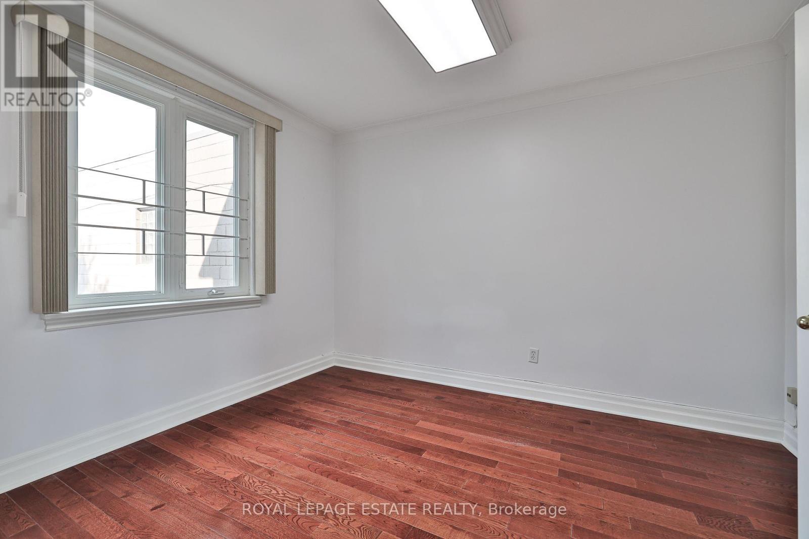 












1279 WESTON ROAD

,
Toronto,




Ontario
M6M4R2

