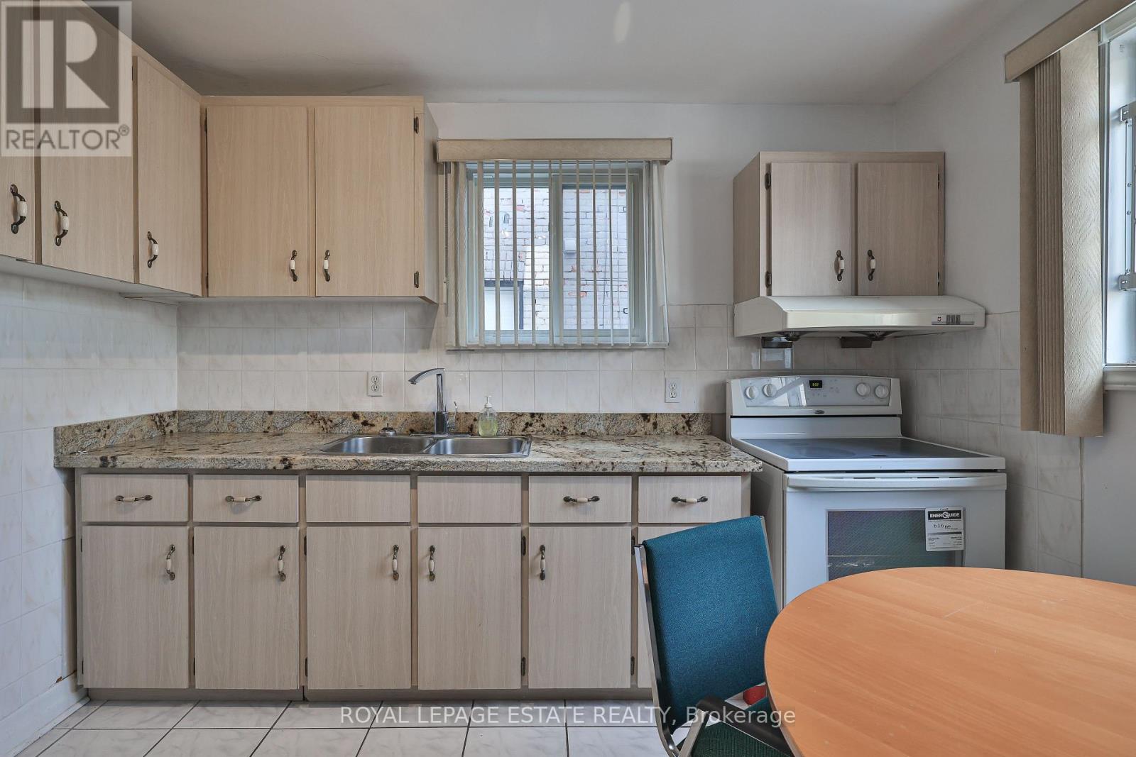 












1279 WESTON ROAD

,
Toronto,




Ontario
M6M4R2

