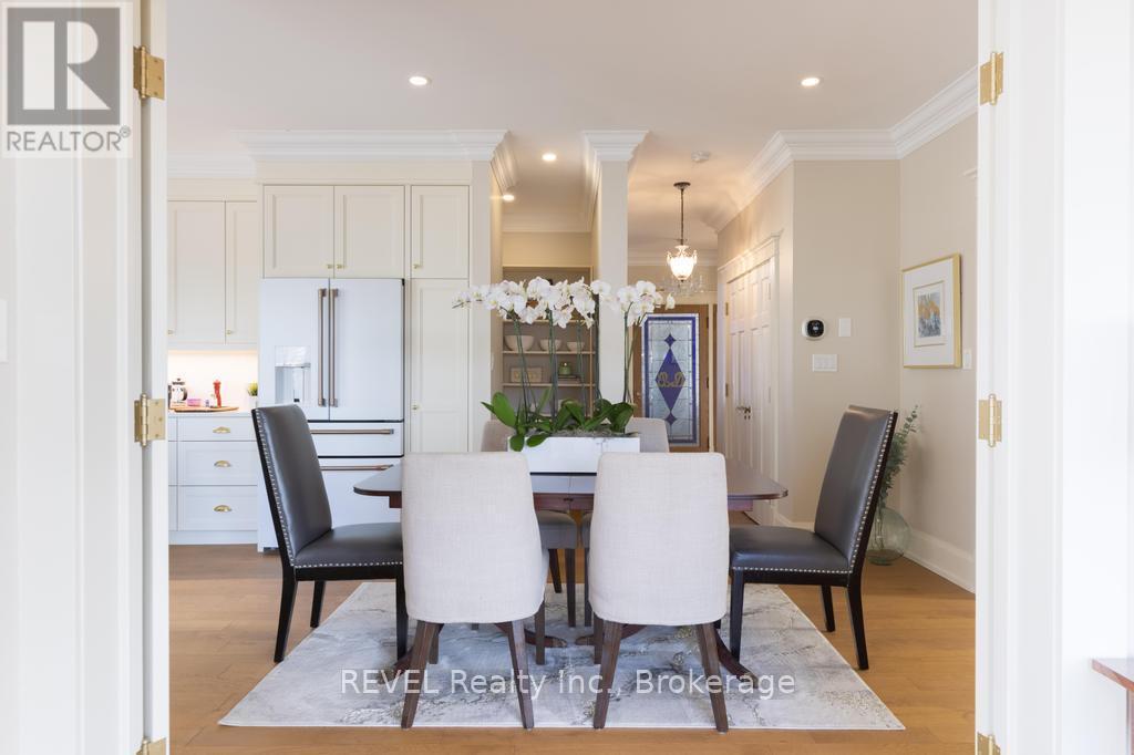 












50 HILLCREST AVENUE

,
St. Catharines (Old Glenridge),




Ontario
L2R4Y1


