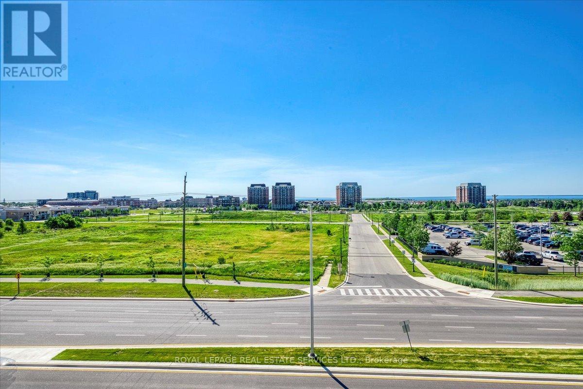 












414 - 102 GROVEWOOD COMMON

,
Oakville,




Ontario
L6H0X2

