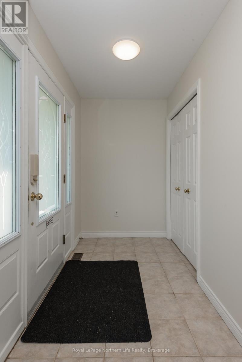 












28 MARIAH STREET

,
North Bay (Ferris),




Ontario
P1A4L9

