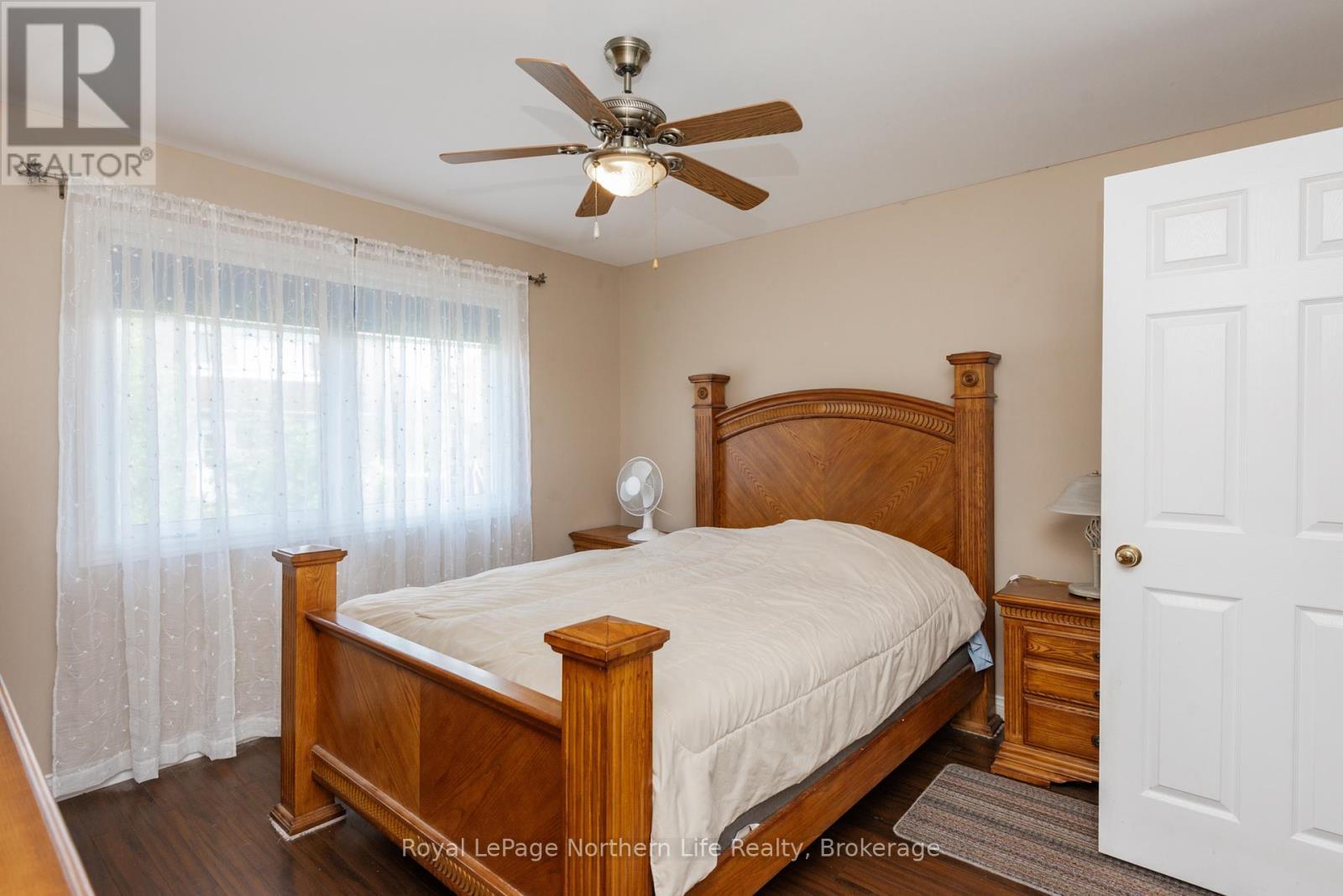 












28 MARIAH STREET

,
North Bay (Ferris),




Ontario
P1A4L9

