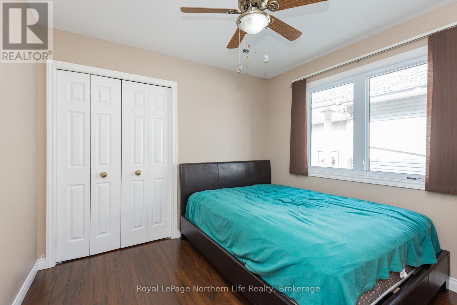 












28 MARIAH STREET

,
North Bay (Ferris),




Ontario
P1A4L9

