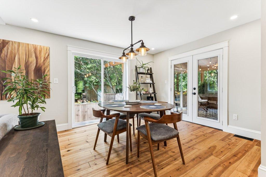 









3


Ch. du Vallon

,
Chelsea,




QC
J9B1P5

