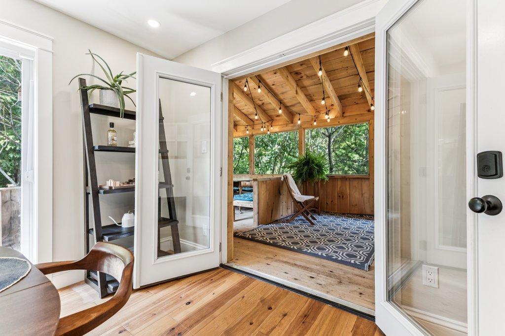









3


Ch. du Vallon

,
Chelsea,




QC
J9B1P5

