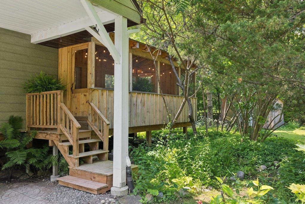 









3


Ch. du Vallon

,
Chelsea,




QC
J9B1P5

