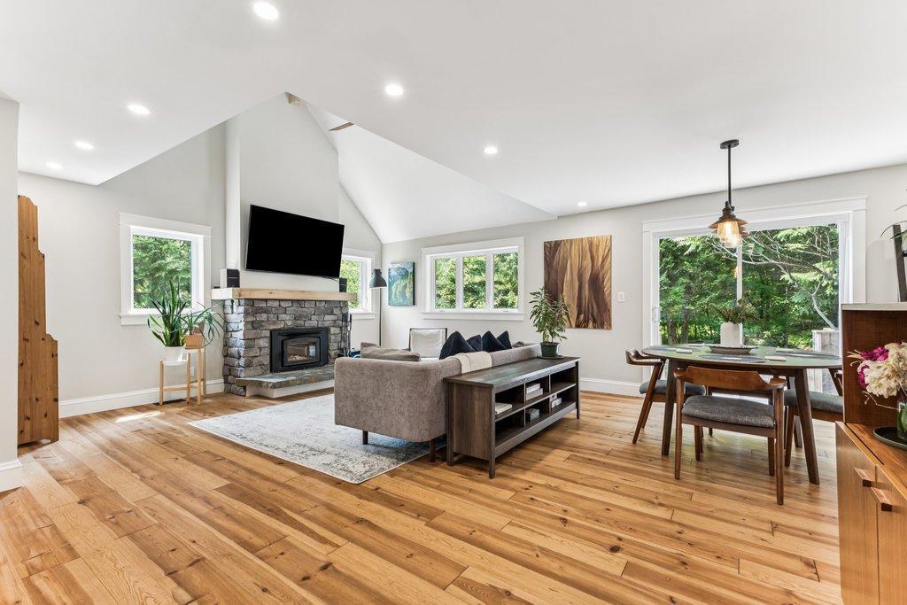 









3


Ch. du Vallon

,
Chelsea,




QC
J9B1P5

