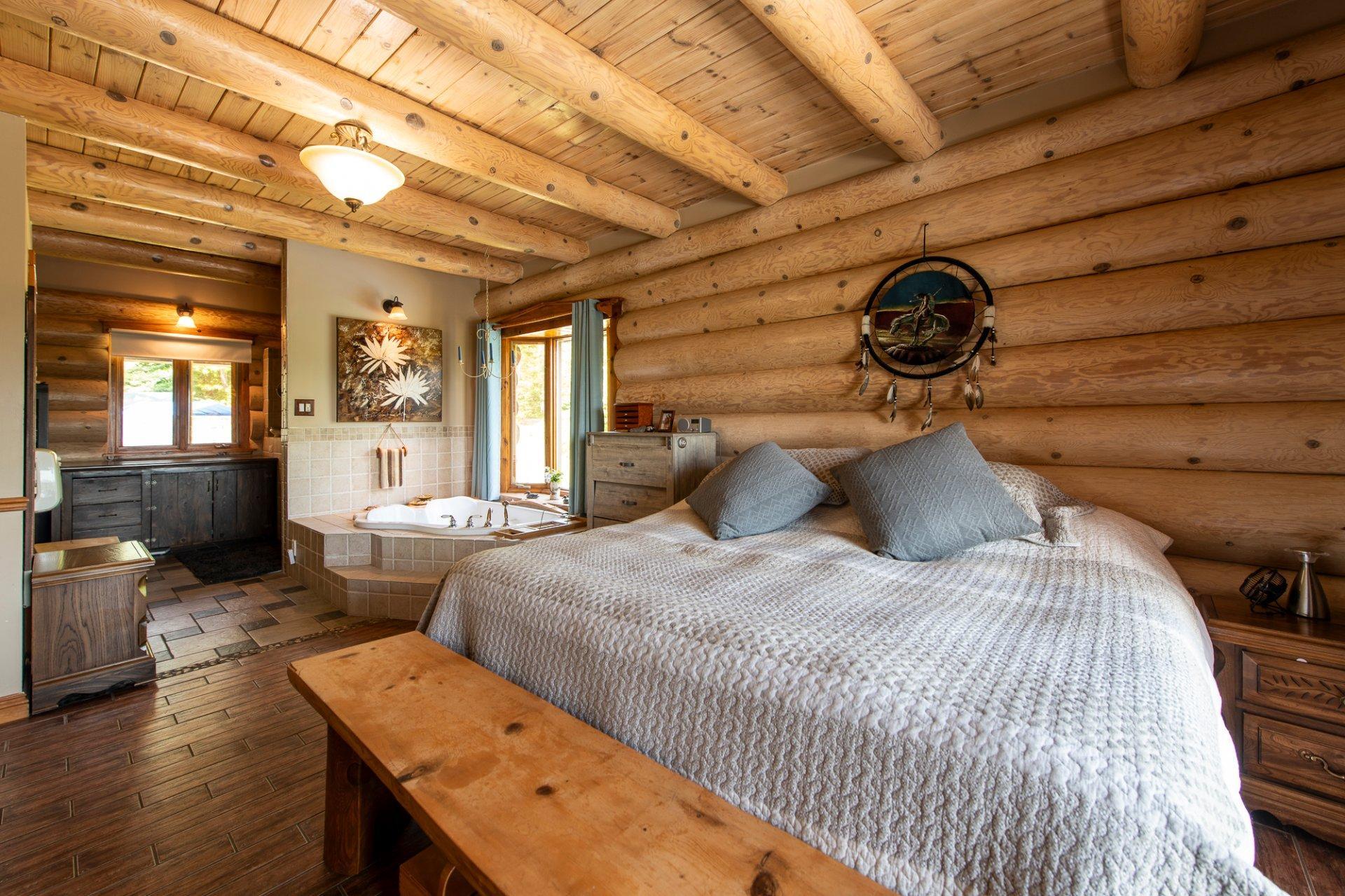 









5


Ch. Ledoux

,
Saint-Étienne-de-Bolton,




QC
J0E2E0


