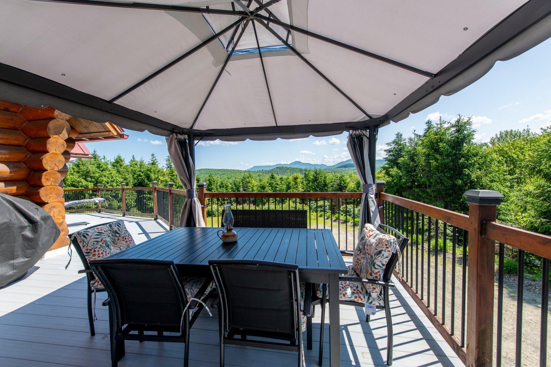 









5


Ch. Ledoux

,
Saint-Étienne-de-Bolton,




QC
J0E2E0

