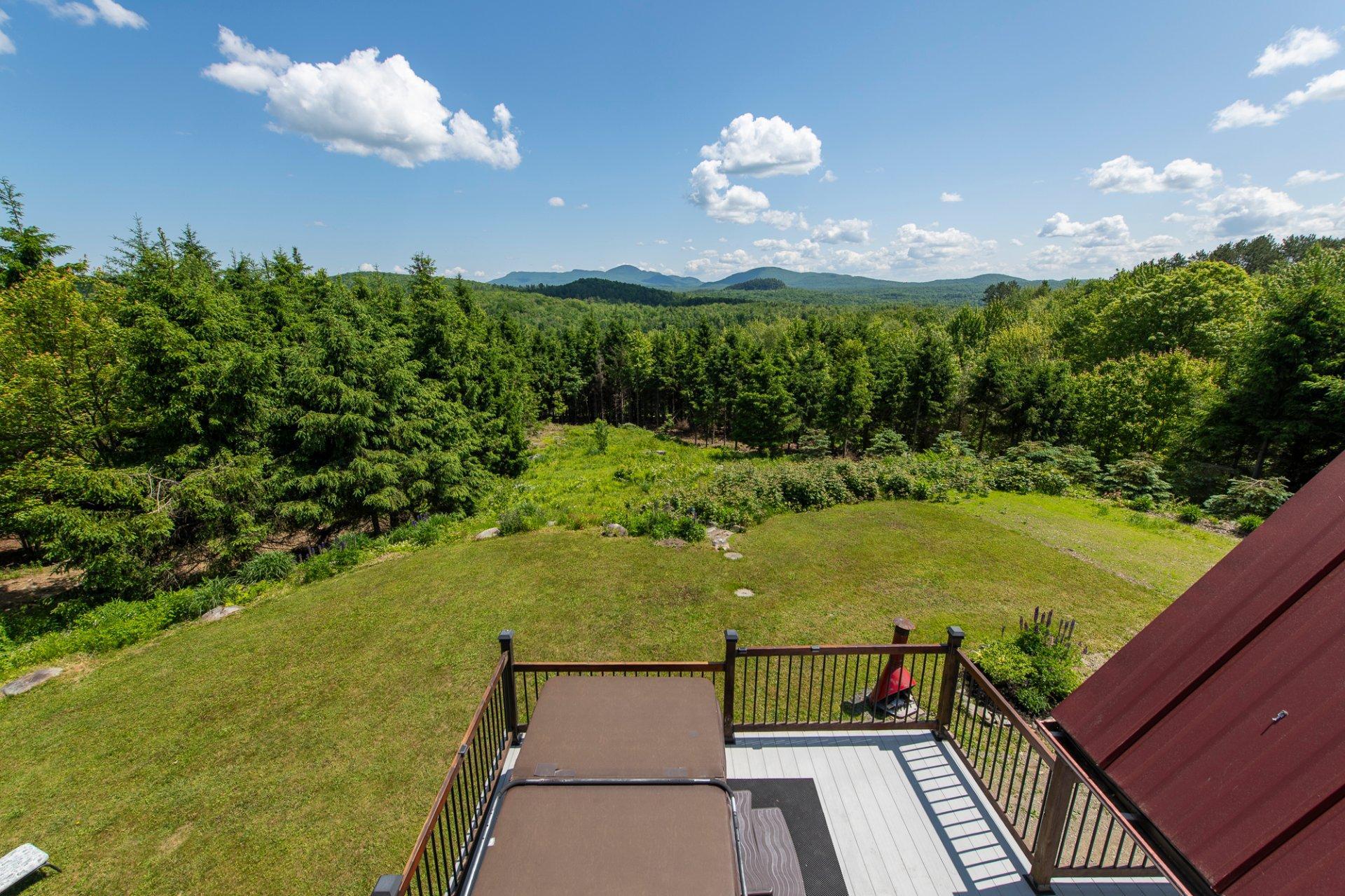 









5


Ch. Ledoux

,
Saint-Étienne-de-Bolton,




QC
J0E2E0

