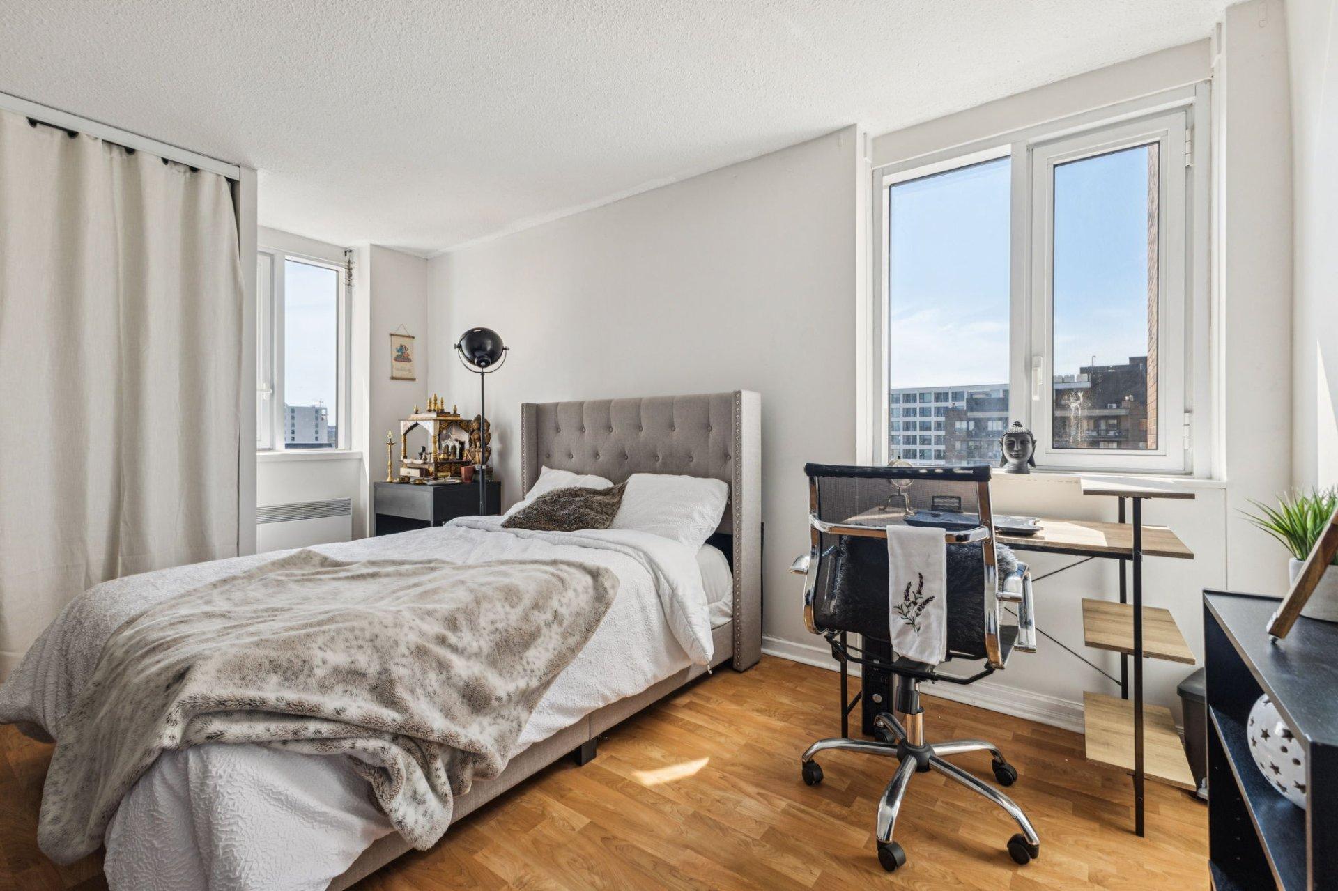 









285


Rue Laurier

,
Gatineau (Hull),




QC
J9A1M5

