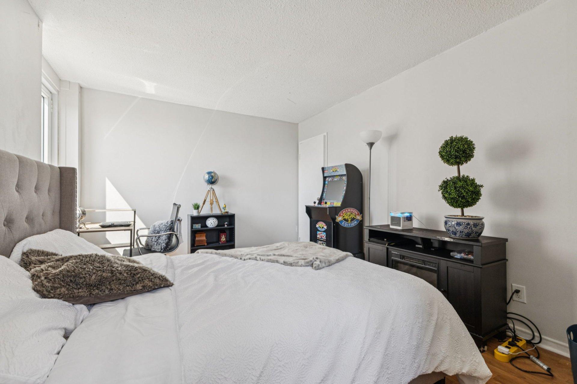 









285


Rue Laurier

,
Gatineau (Hull),




QC
J9A1M5

