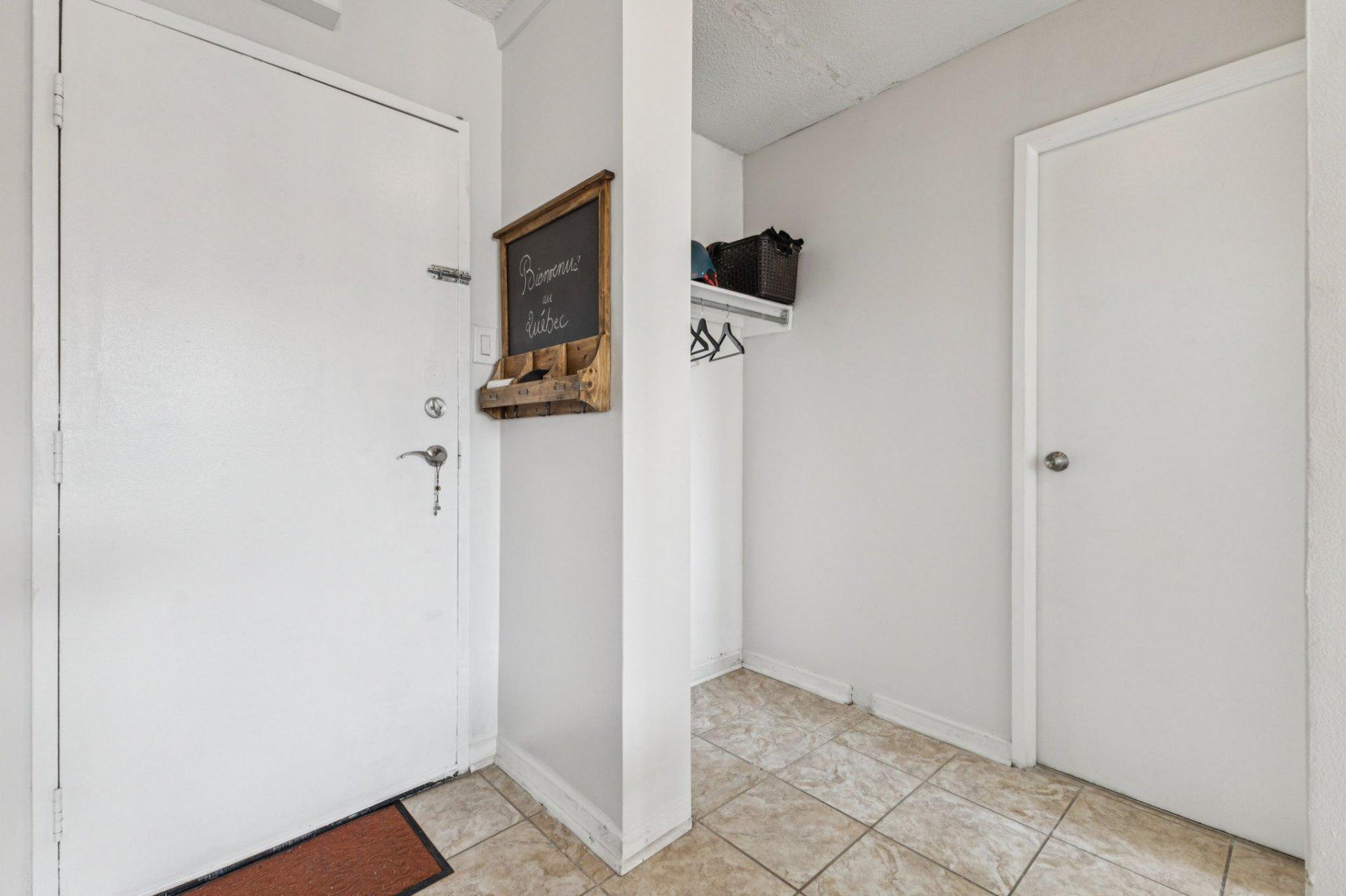 









285


Rue Laurier

,
Gatineau (Hull),




QC
J9A1M5

